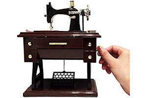 Maquina De Coser Musical